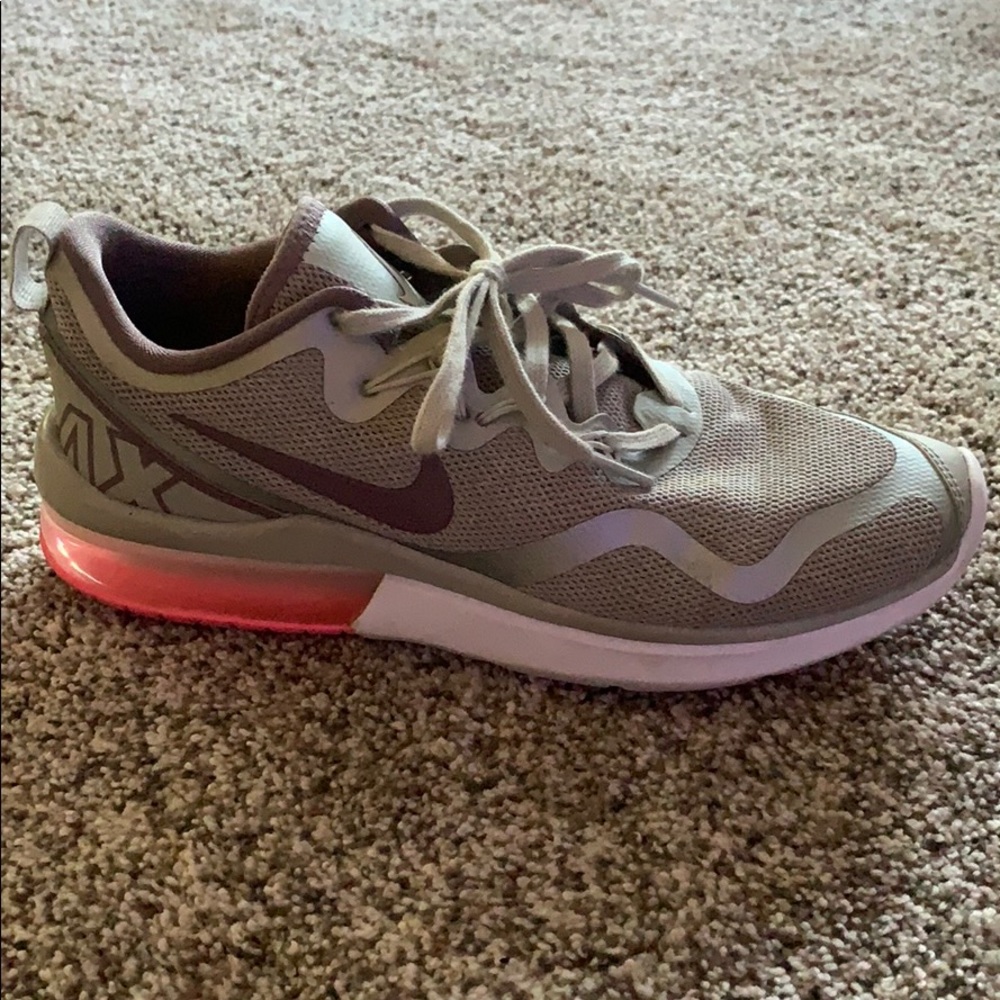 Nike air max